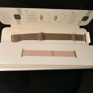 Apple Gold Band 44mm